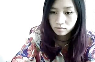 XXX dia bokep jepang payudara besar berada di atas. dia menjilati